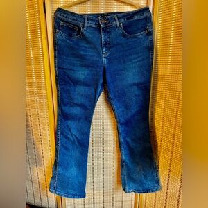 Lee Womens Slim Fit Boot Cut Shape Illusions Jeans Mid Rise Medium Wash Size 16P